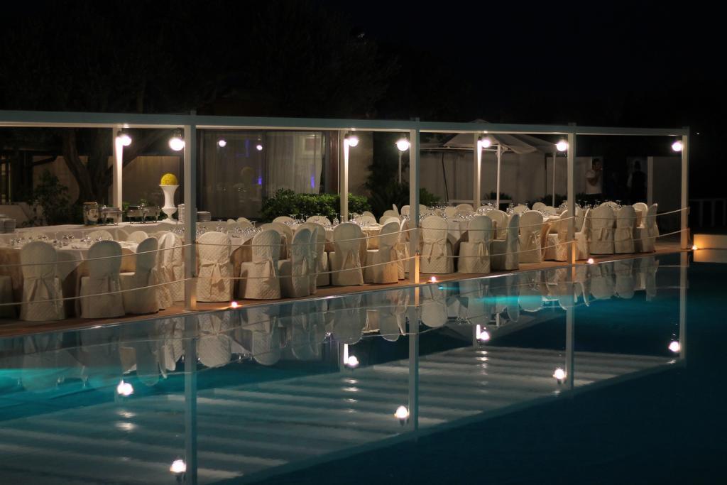 Valle Di Mare Country Resort Фонтане-Б'янке Екстер'єр фото
